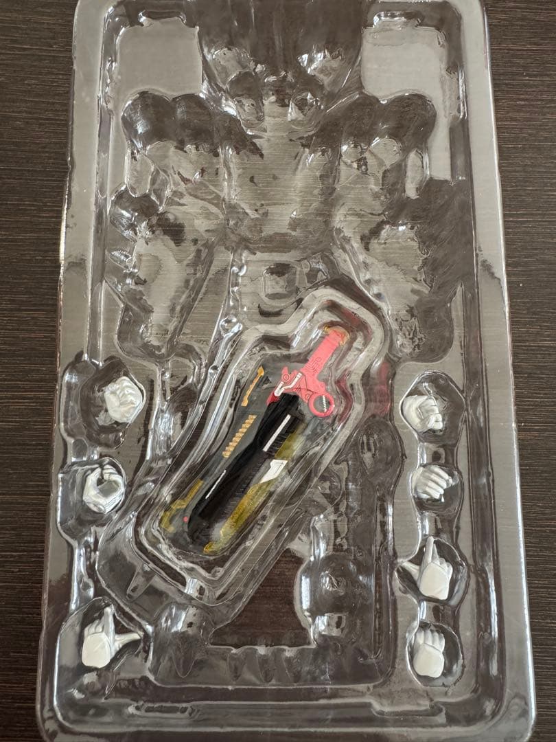 s.h.フィギュアーツ仮面ライダービルド　ジーニアスフォーム