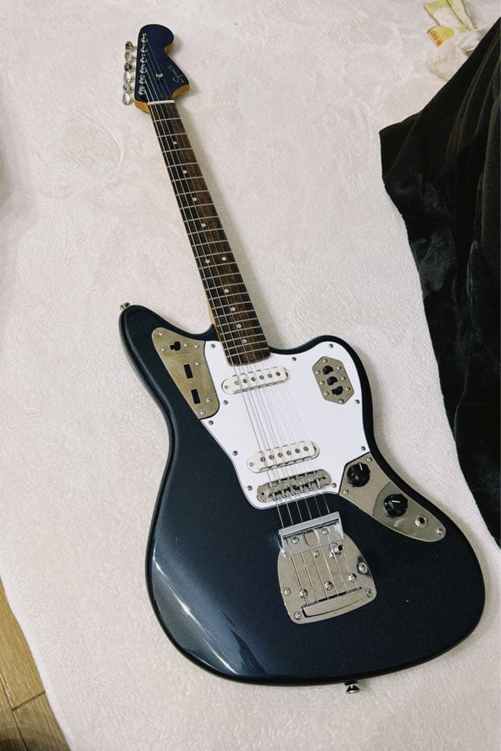 ギター Squier FSR Classic Vibe '60s Jaguar