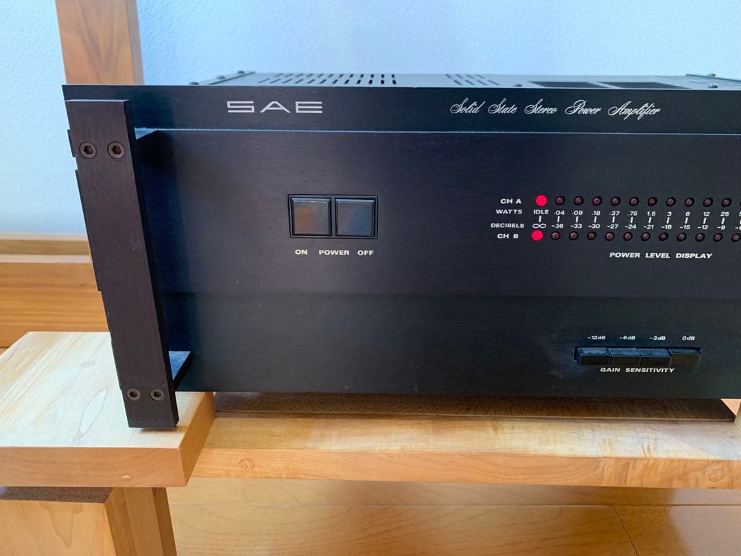 sae 2400L パワーアンプ　通電確認のみジャンク