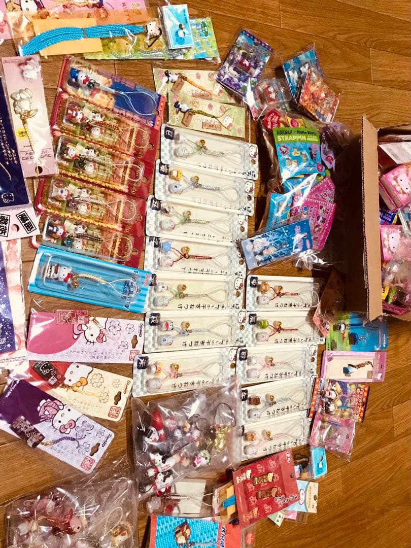 ハローキティ ご当地キティ＆限定ストラップ その他 280以上