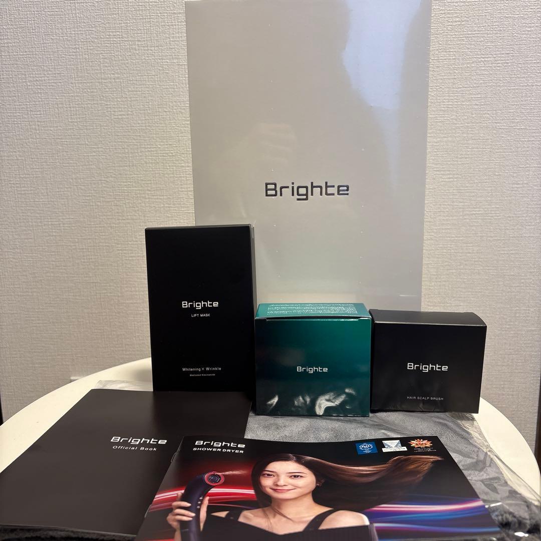【新品未使用】最安Brighte ヘアドライヤー 限定4点セット