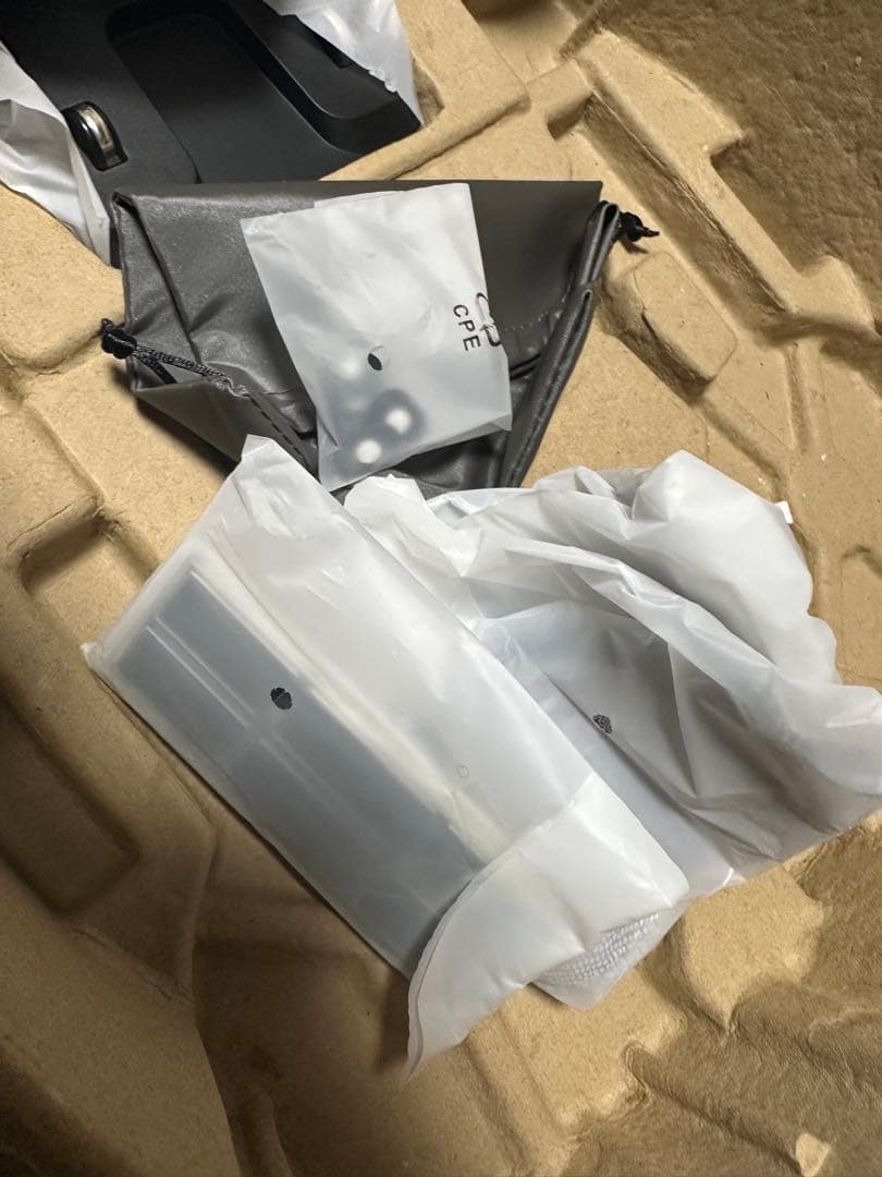 【極美品】Uoni ロボット掃除機 V980 Plus 自動マッピング　水拭き◎