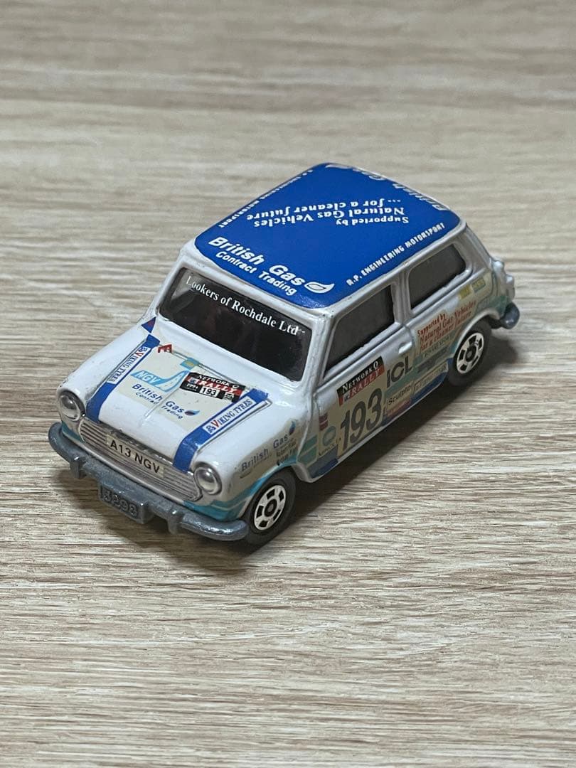 トミカF8BLMCミニクーパーSマークⅢ トラフィック特注BG #193