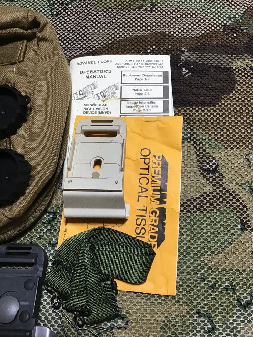 米軍放出品実物　ナイトビジョン.マウント.レンズセット中古品1