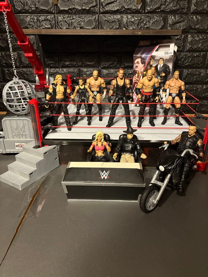 値下げ最終wwe入手困難品多数レスラー 12体+リング・トラック