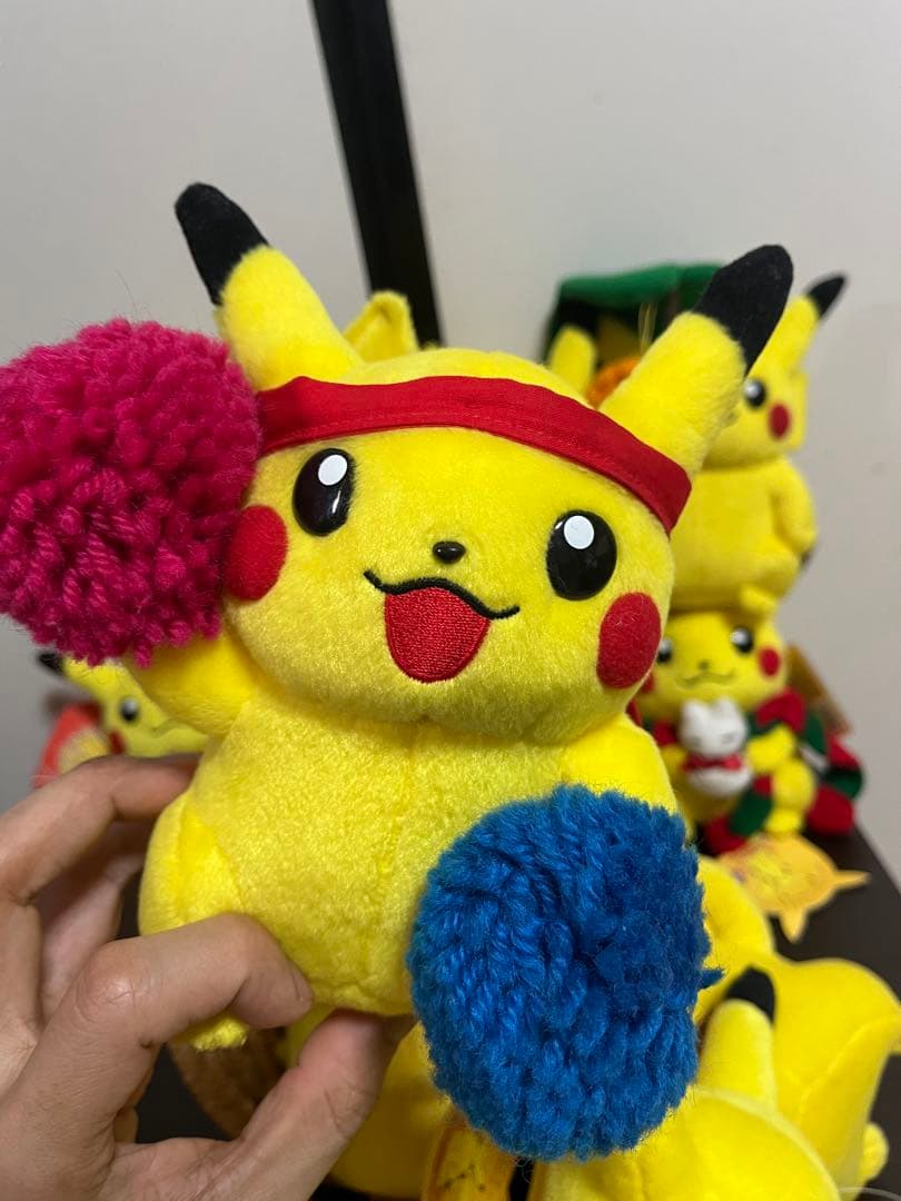 ポケモンまとめ売り ポケモンセンターマンスリーピカチュウ ぬいぐるみ 14セット