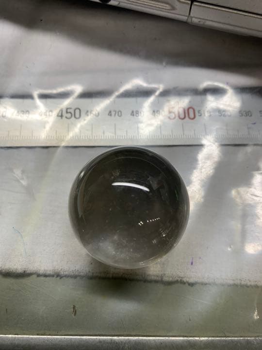本水晶丸玉大きさ約4センチ 小売価格40,000円格安でお譲りいたします