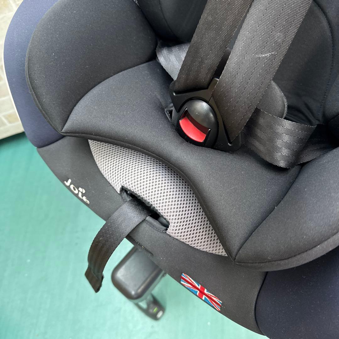 ジョイー　チャイルドシート isofix仕様　新生児から　回転式