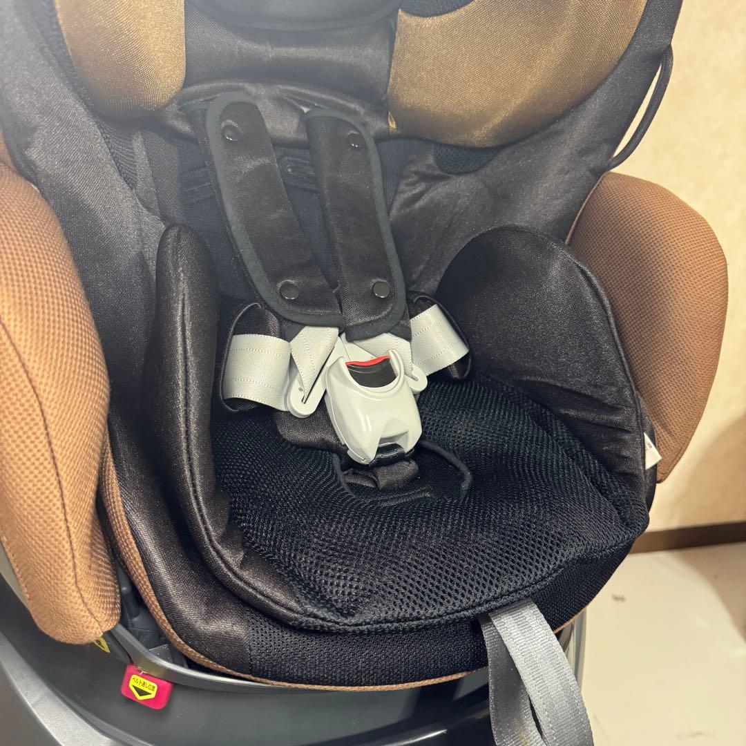 アップリカ フラディアエアー チャイルドシート 新生児○ ブラウン