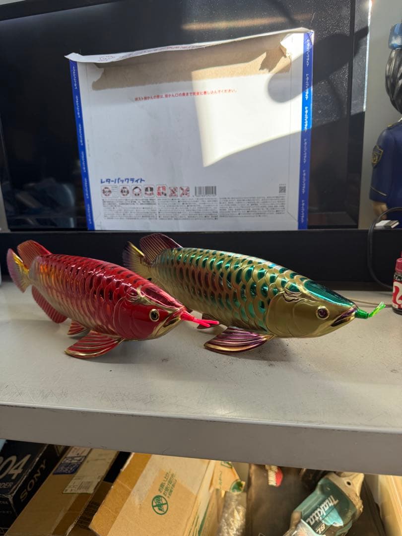 高級品質　アジアアロワナ　オブジェ　金龍　紅龍　2匹セット