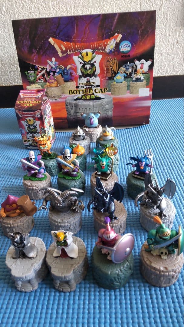ドラゴンクエストボトルキャップ 天空編 18種 シルバーカラー4種含む ほぼ新品