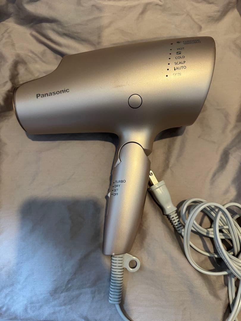 2022年製完動Panasonic ヘアードライヤー　ナノケア　EH-NA0G