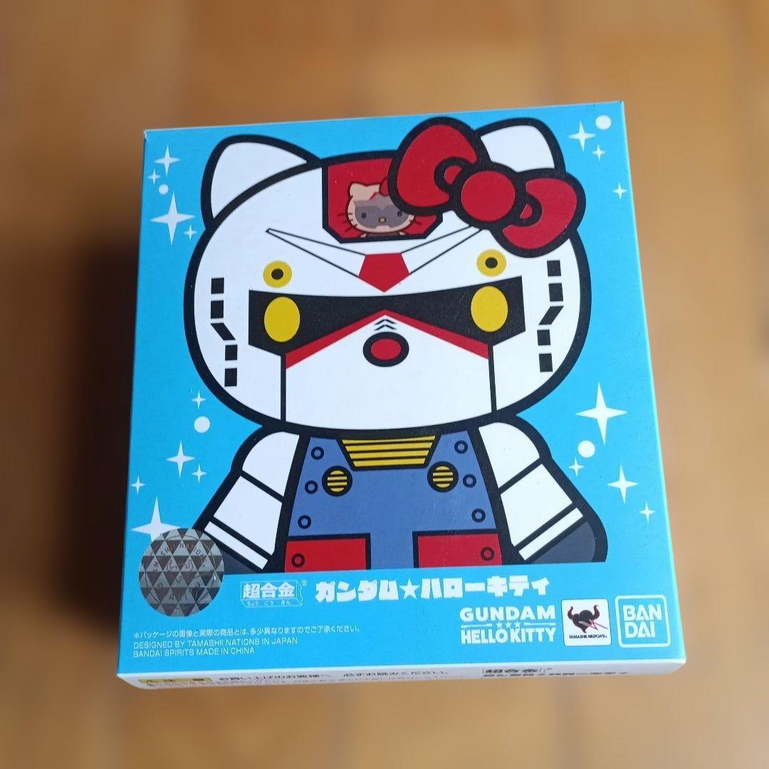 GUNDAM HELLO KITTY フィギュア