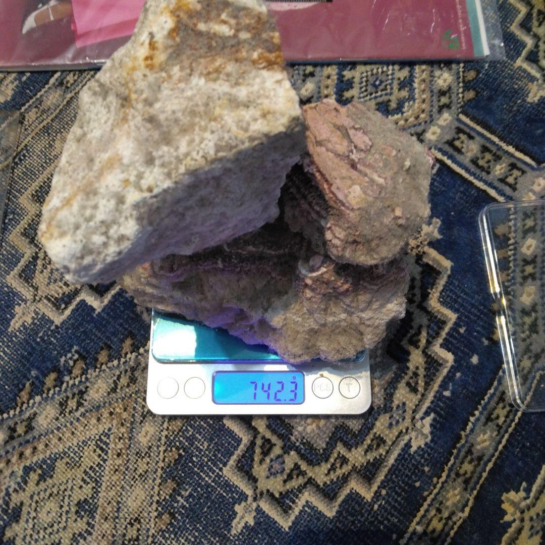 青森県恐山熱水噴出口沈殿鉱物