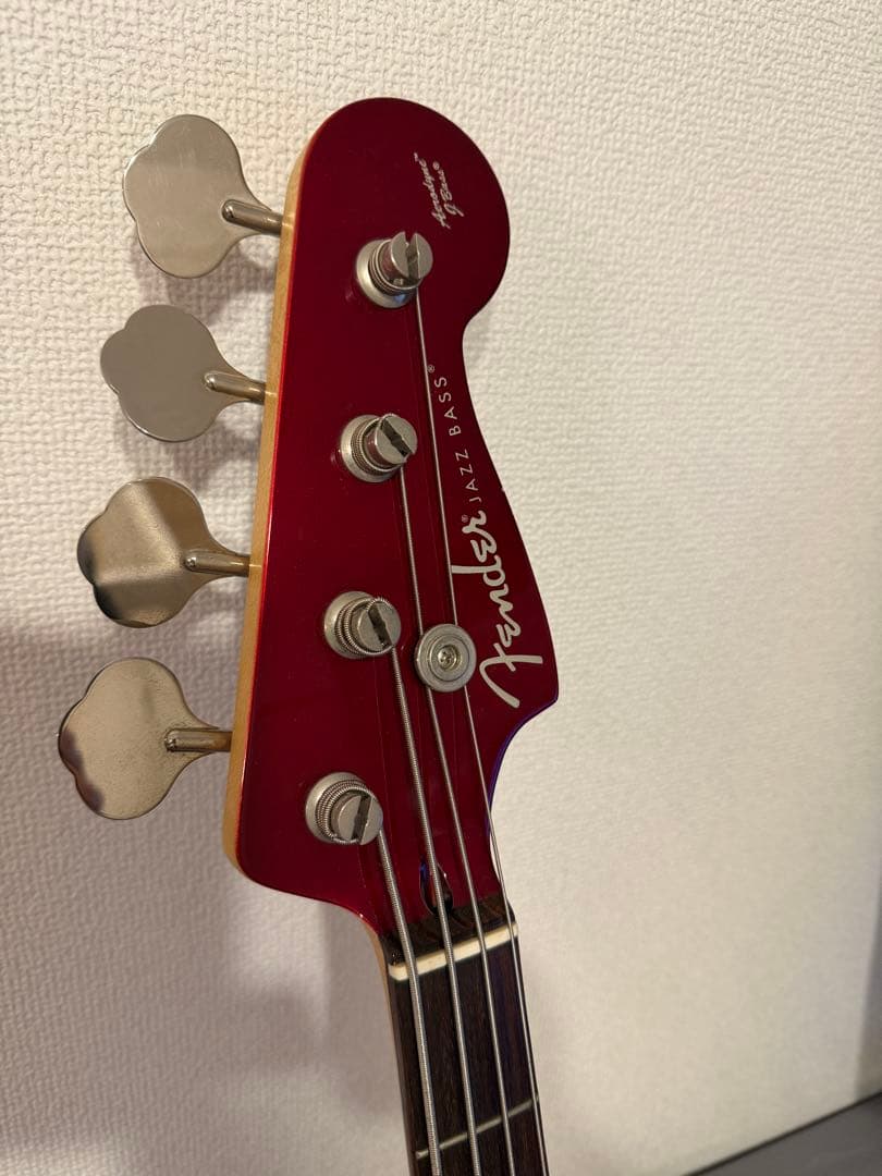 ベース Fender Japan Aerodyne Jazz Bass