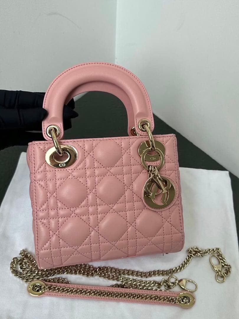 ピンク キルティング ショルダーバッグ