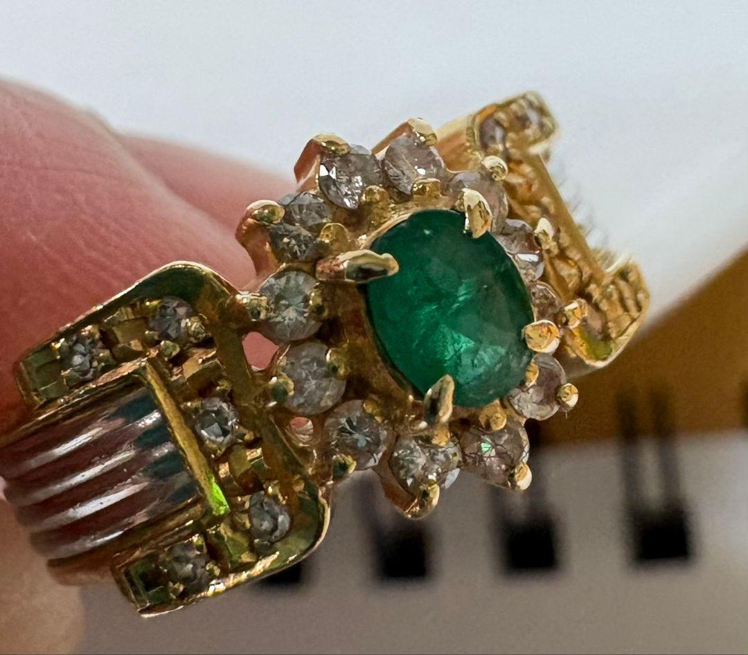 エメラルド PT900ダイヤモンド リング