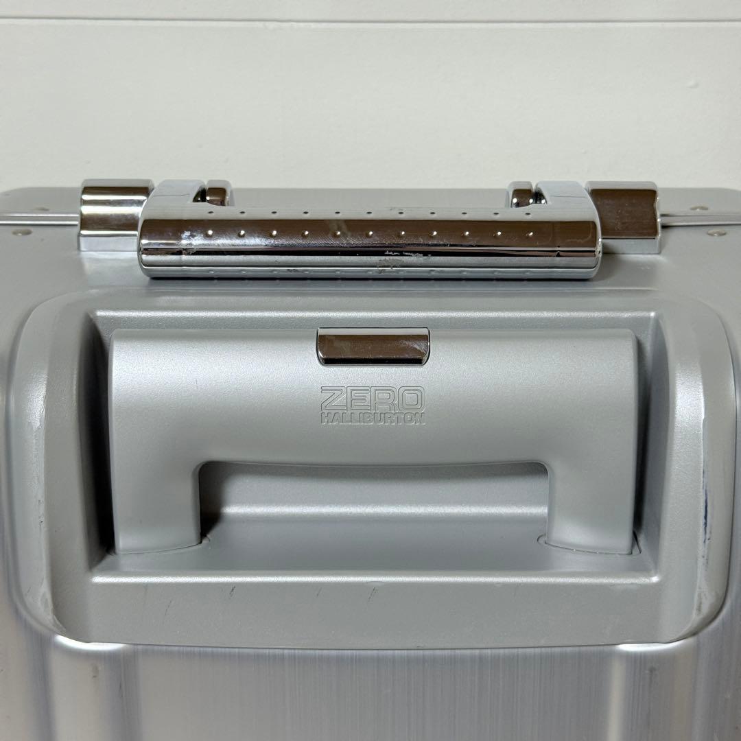 美品✨ゼロハリバートン　2輪　キャリーケース　ZRA21-SI 21インチ