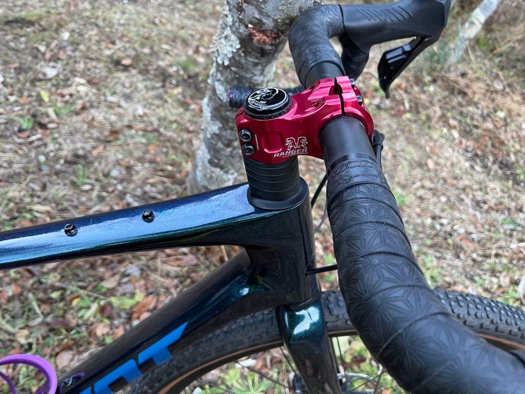 自転車本体 Atsushi GIANT REVOLT ADVANCED2GRX Di2