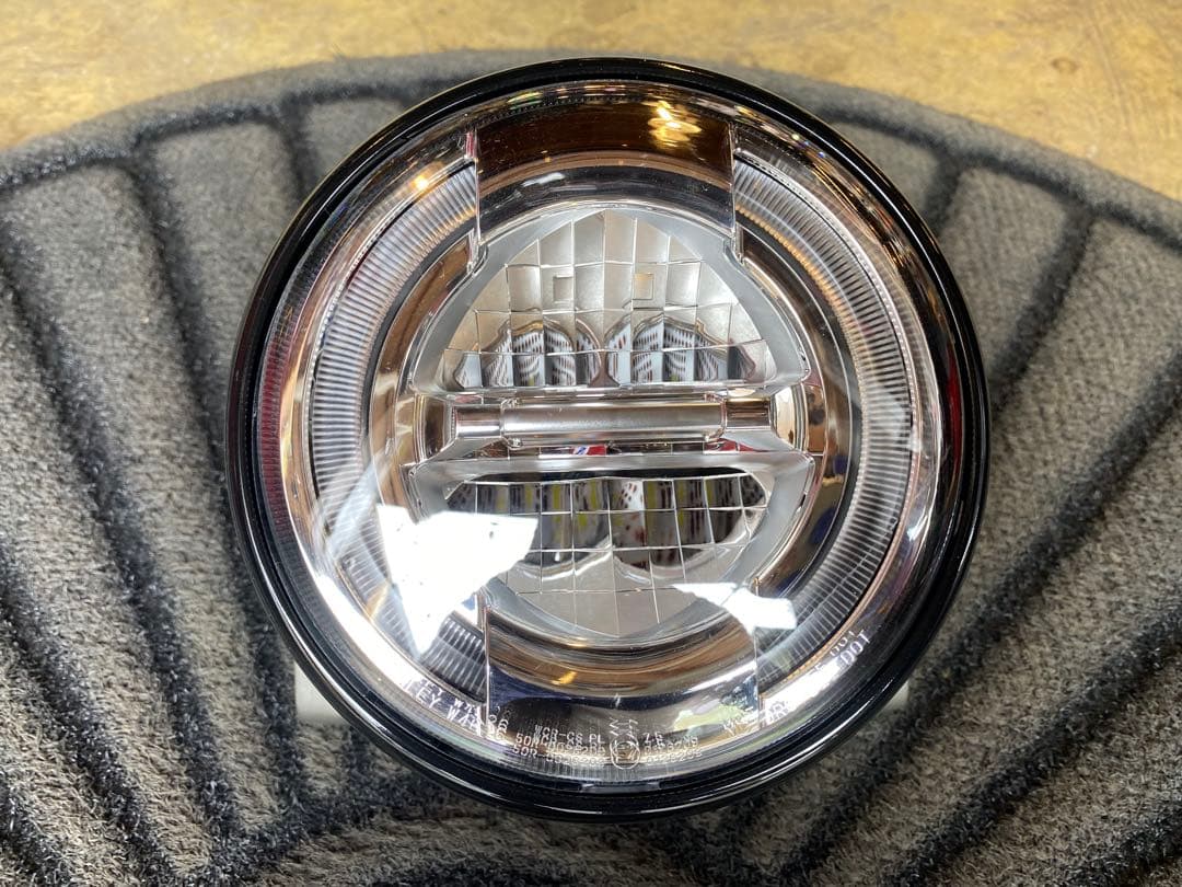 G947 ハンターカブ CT125 JA65 ライト 新車外し モンキー125