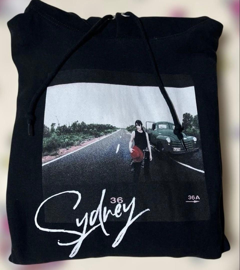 ZARD プルオーバーパーカー