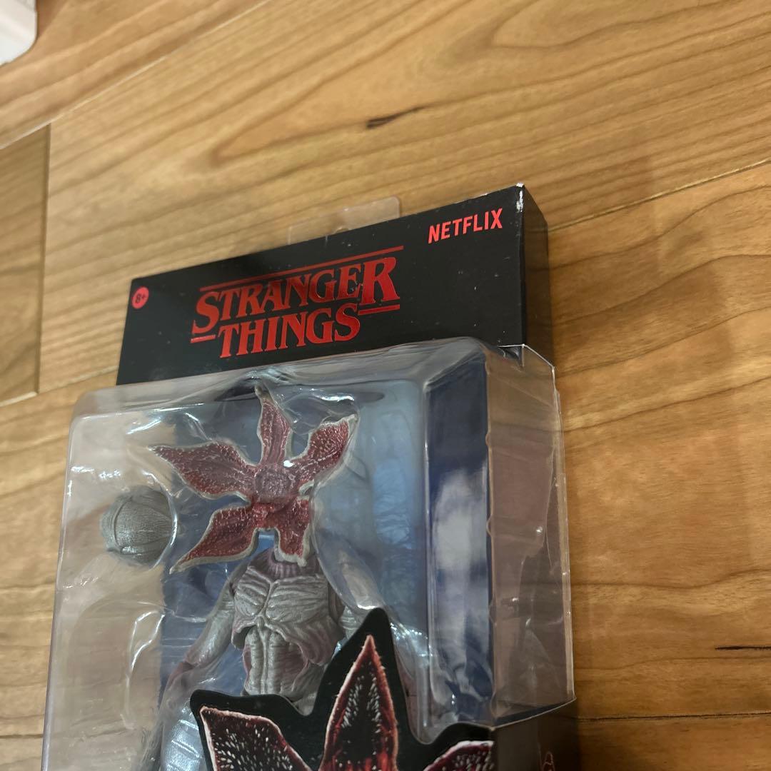 《新品 未開封》ストレンジャーシングス　 デモゴルゴン　フィギュア　6インチ