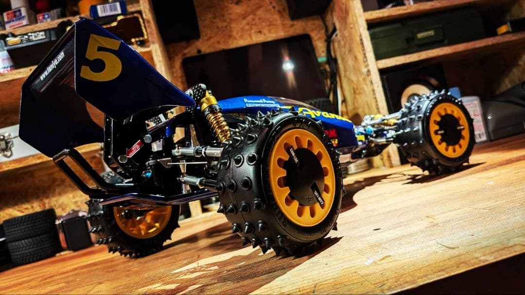 まき様納車待ちウレタン塗装仕上タミヤアバンテ希少廃盤TRE01 ファインスペック