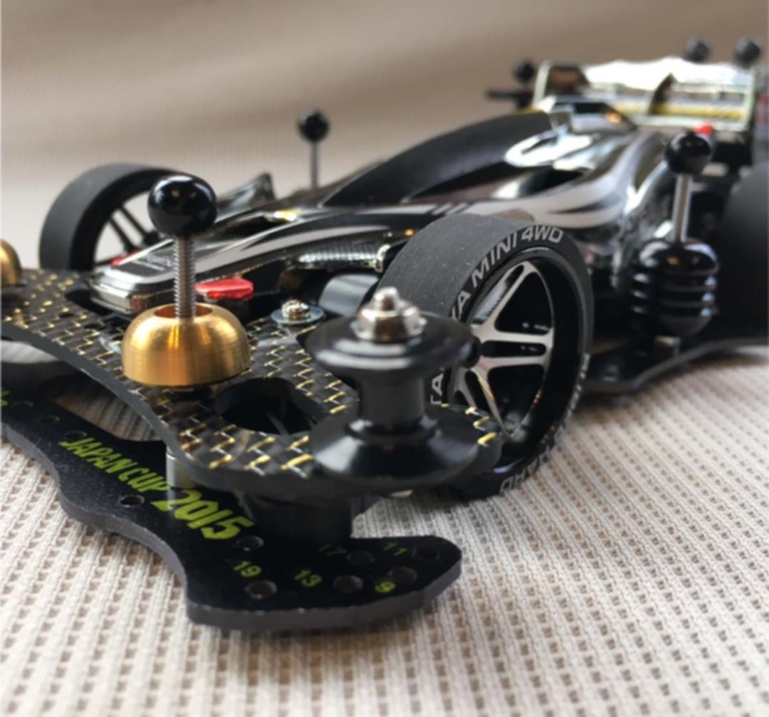 ミニ四駆 エアロアバンテ ブラック メタリック フルカスタム  1 作成中