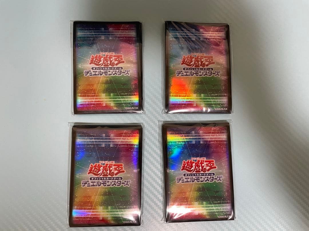 遊戯王　yotインドネシア　公式スリーブ　虹色　20枚入り 4個セット