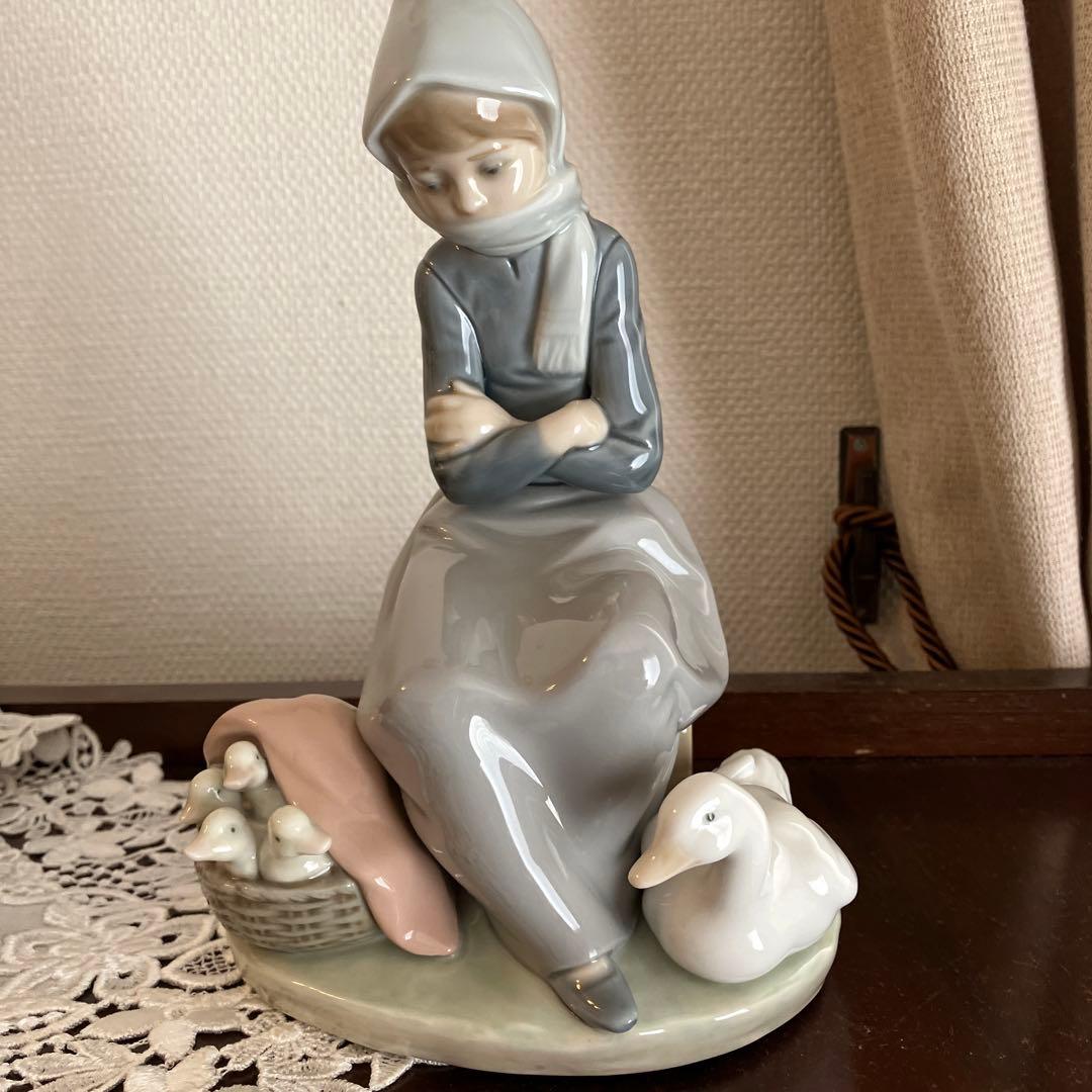 リヤドロ アヒルと少女