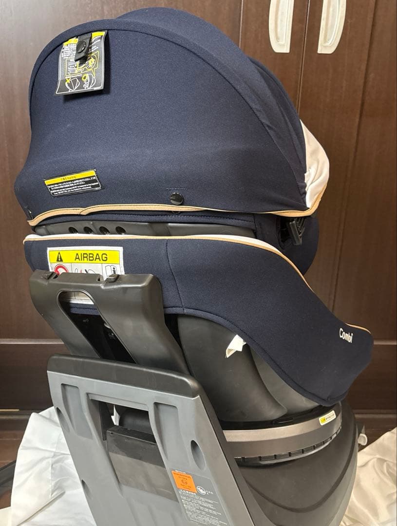 【極美品】コンビ クルムーブスマートエッグショック ISOFIX JL-590