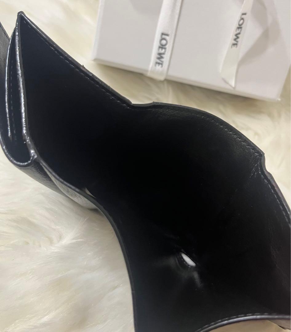 【にべ子】LOEWE ロエベ トライフォールド 三つ折り財布 箱・巾着付き