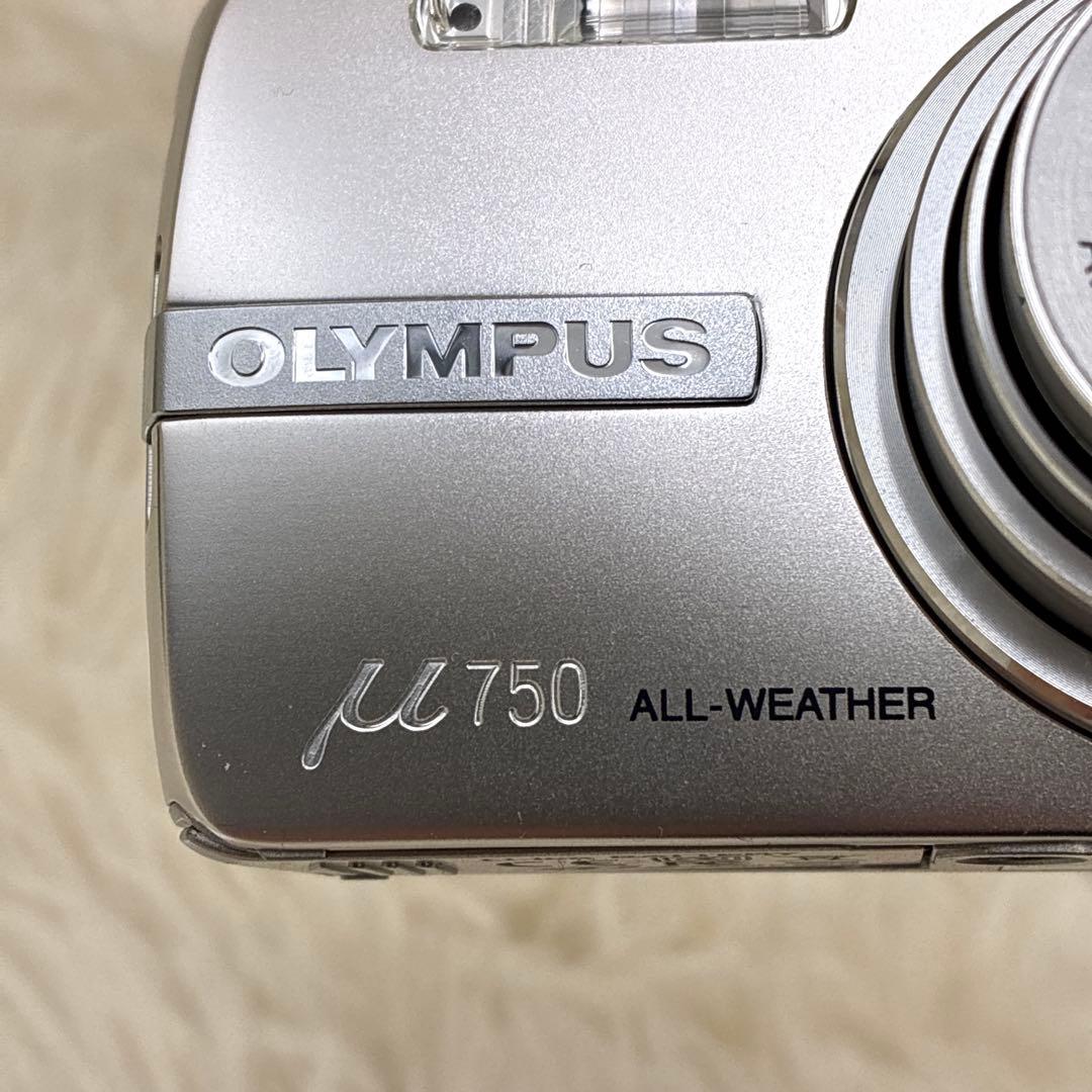 極美品 OLYMPUS μ750 メガピクセル コンパクトデジタルカメラ