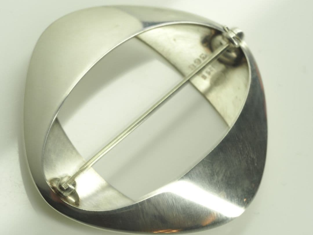  　ジョージジェンセン　シルバーブローチ　SILVER