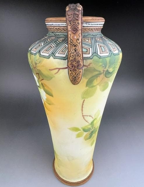 【超大型・訳アリ】オールドノリタケ 約３１．５㎝　花紋盛上げ花瓶 クレマチス