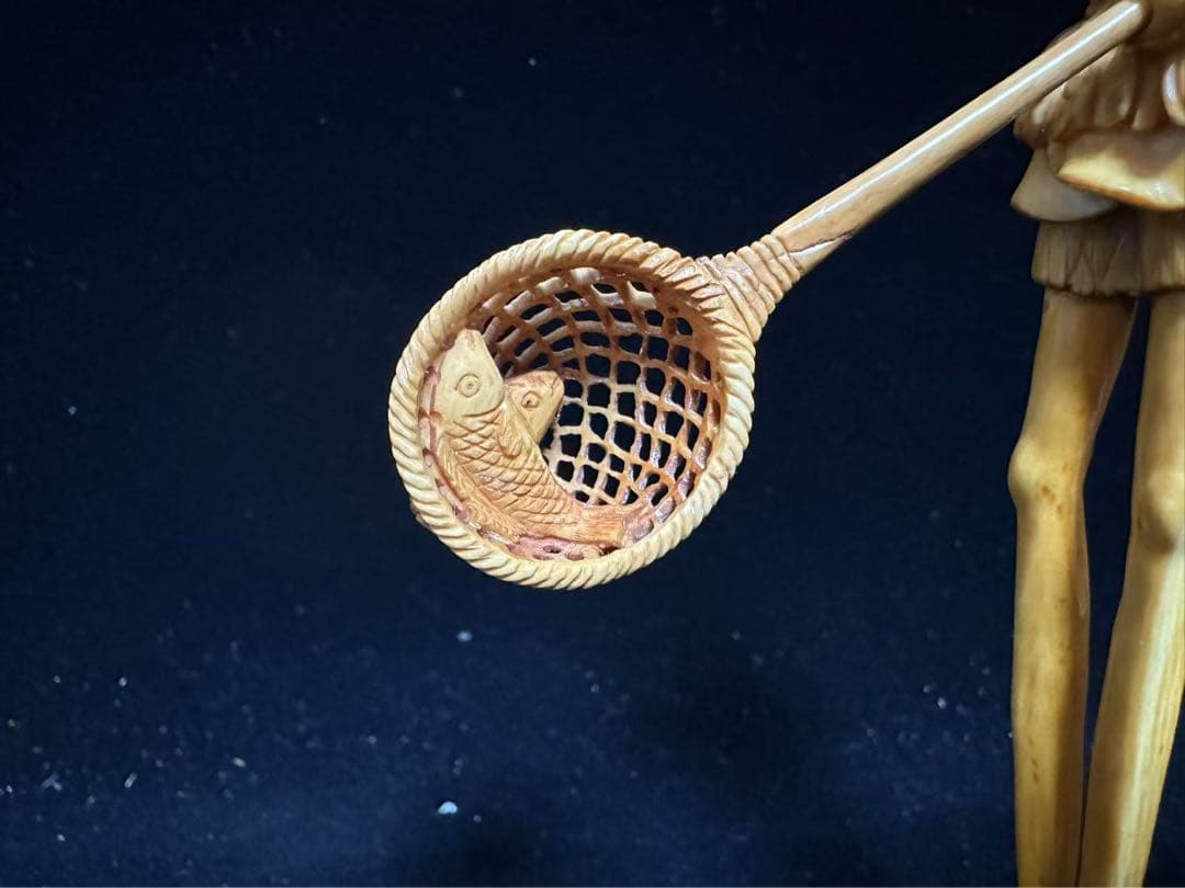 根付　置物　アンティーク　天然素材　仏像　彫刻 古美術品　細密細工　骨董