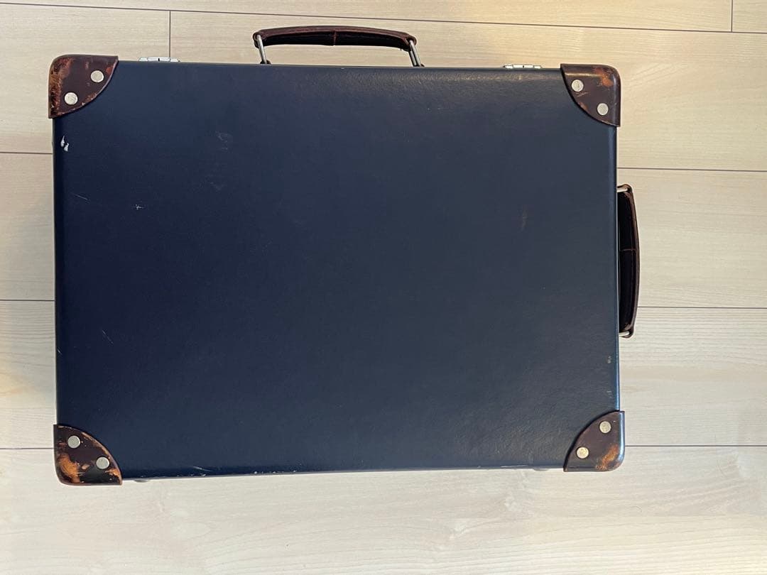 グローブトロッター スモールキャリーオンスーツケース（機内可）