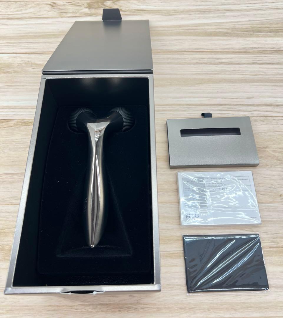 MDNA SKIN エムディーエムエースキン 美容ローラー オニキスブラック