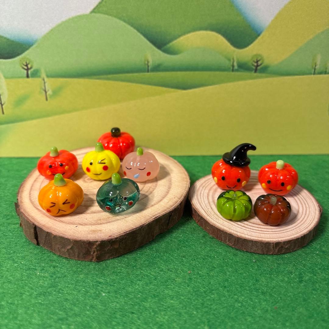 小さめかぼちゃ　ガラス細工　ミニチュア