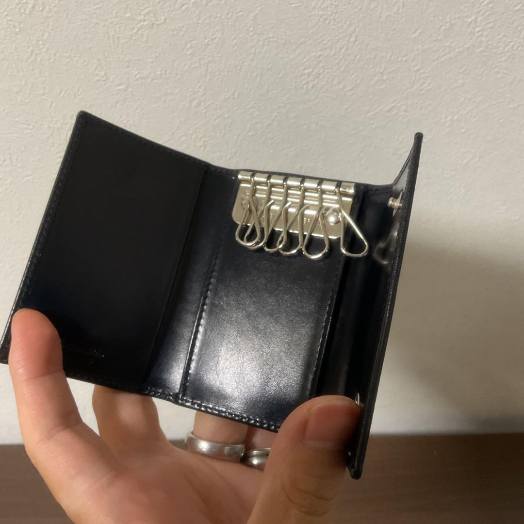 ⭐︎開店セール⭐︎ 新品未使用 美品 プラダ レザー ロゴエンボス キーケース