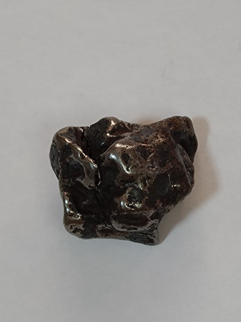 オデッサ隕石（約64ｇ）