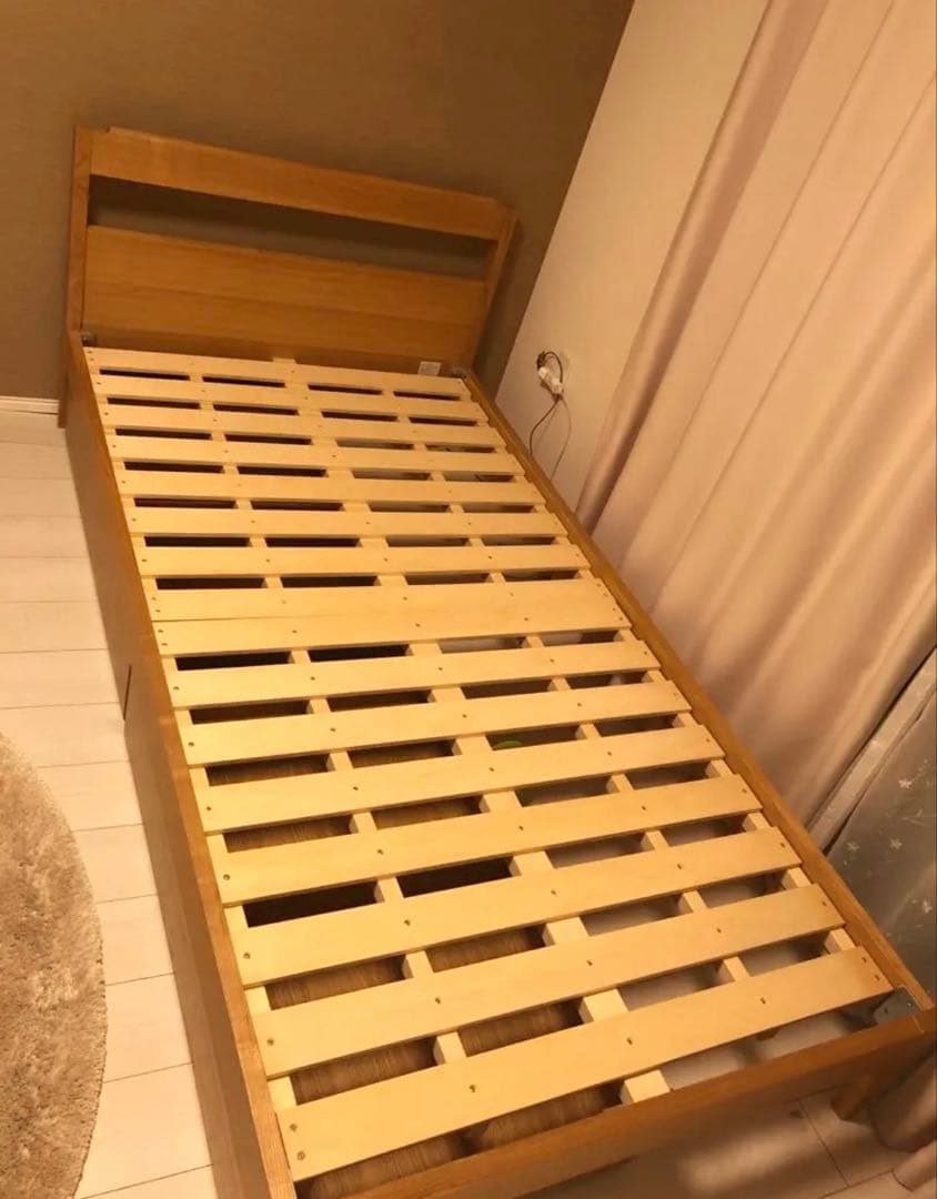 unico SIGNE ベッドフレーム　シングルサイズ