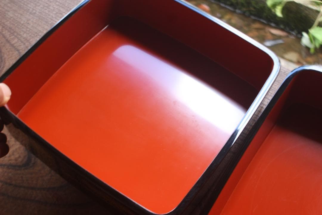 極小傷あり！端正な内朱黒漆に極上忍沈金の映える二段重（検輪島塗重箱お重