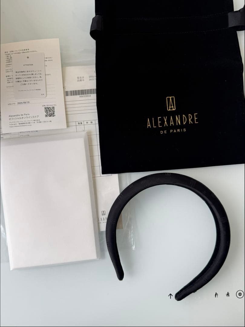 ALEXANDRE DE PARIS カチューシャ