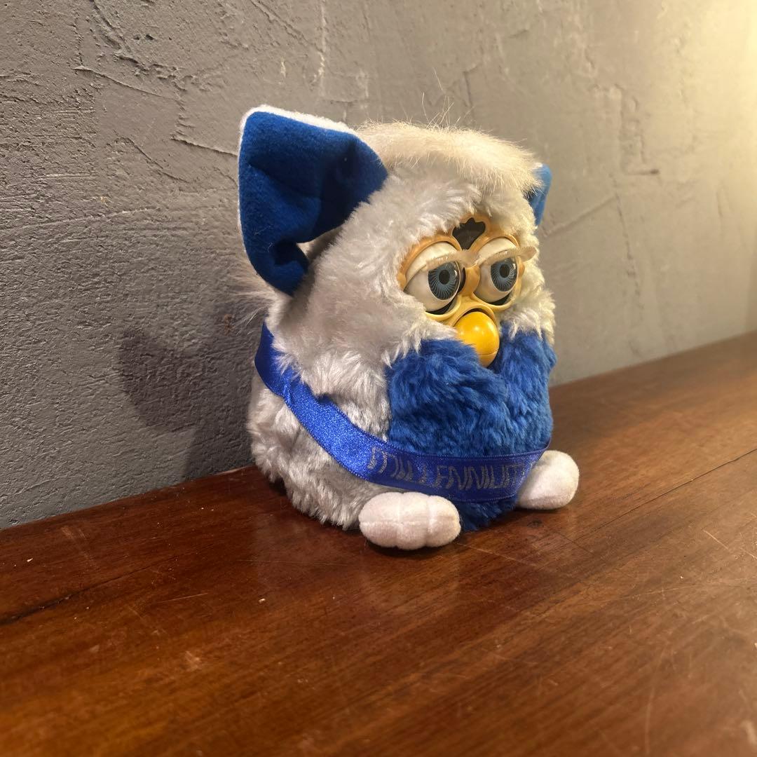 2000年版 限定生産 おしゃべりファービー ぬいぐるみ 置物 コレクション