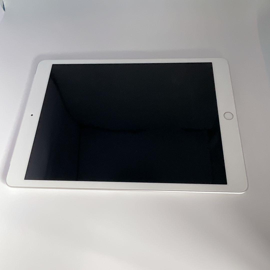 【良品】iPad 第8世代 32GB SIMフリー