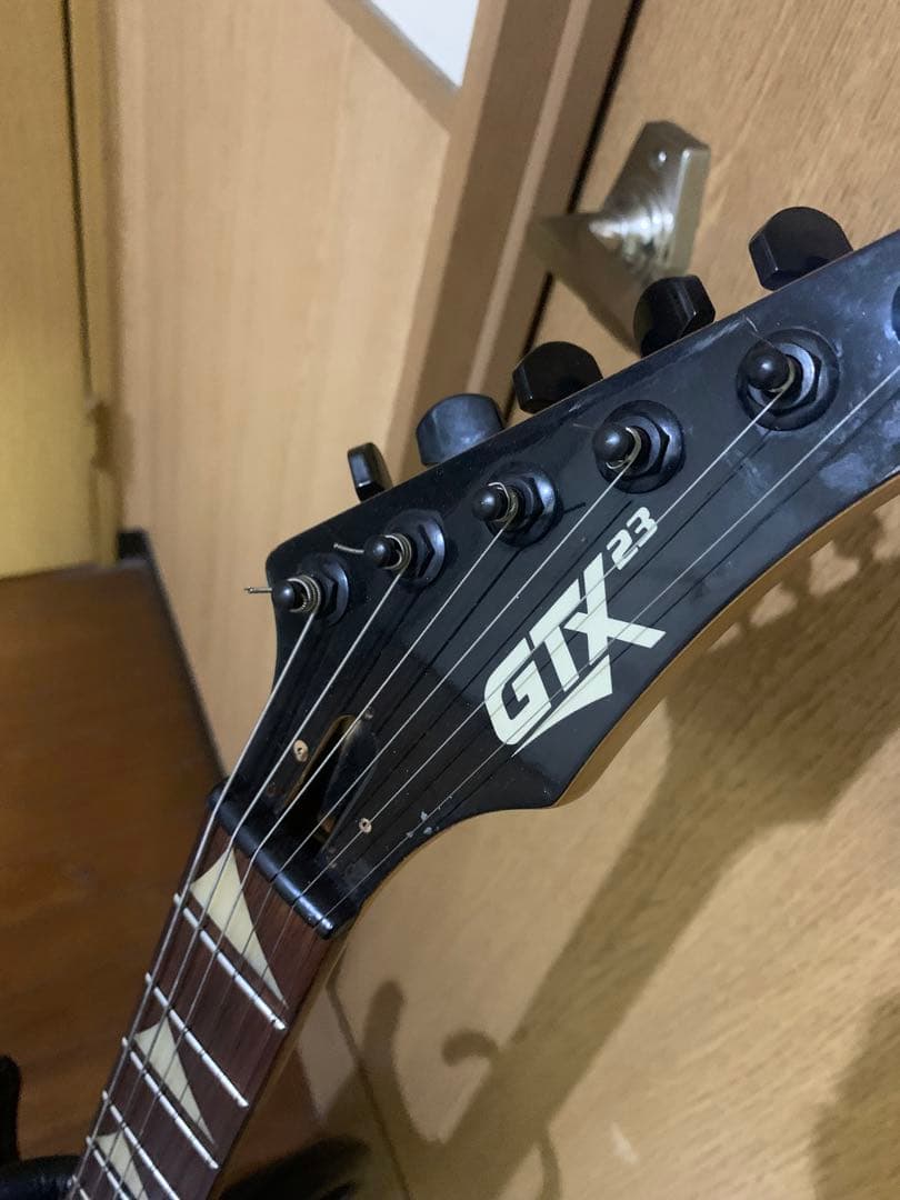 Kaman GTX 23 黒杢目