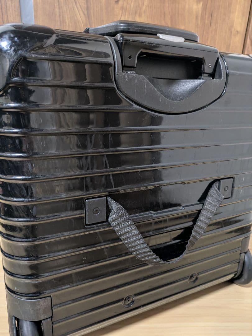 リモワ RIMOWA 機内持ち込み可2輪 ビジネストロリー ブラック