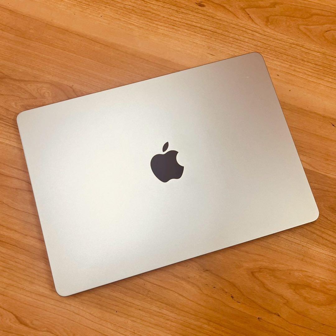 美品 MacBook air 13インチ 2022 16GB SSD512GB