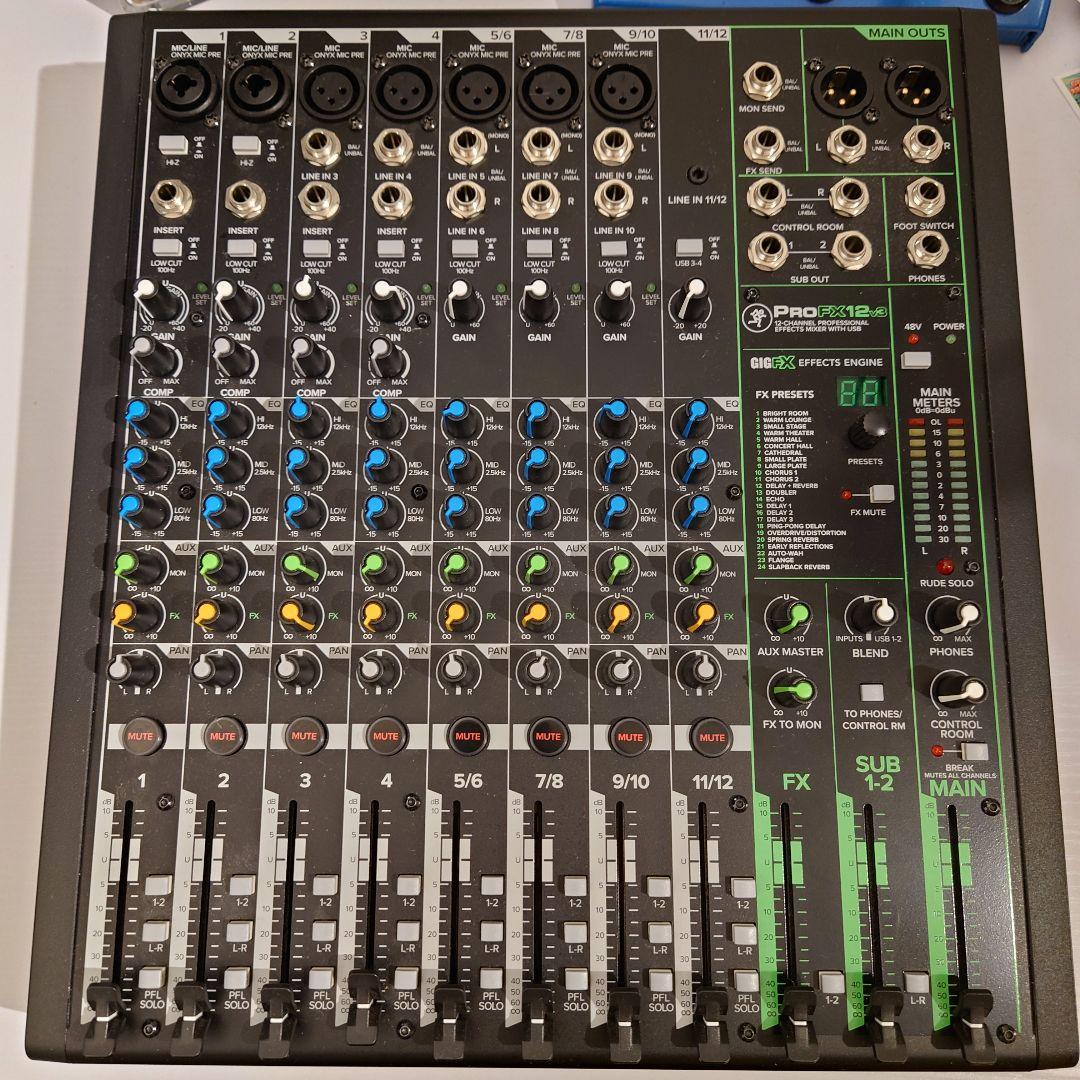 Mackie ProFX12v3 プロフェッショナルオーディオミキサー